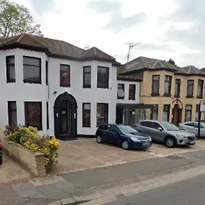  Apartment Saji Illford United Kingdom