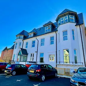  Apartment Tower House United Kingdom